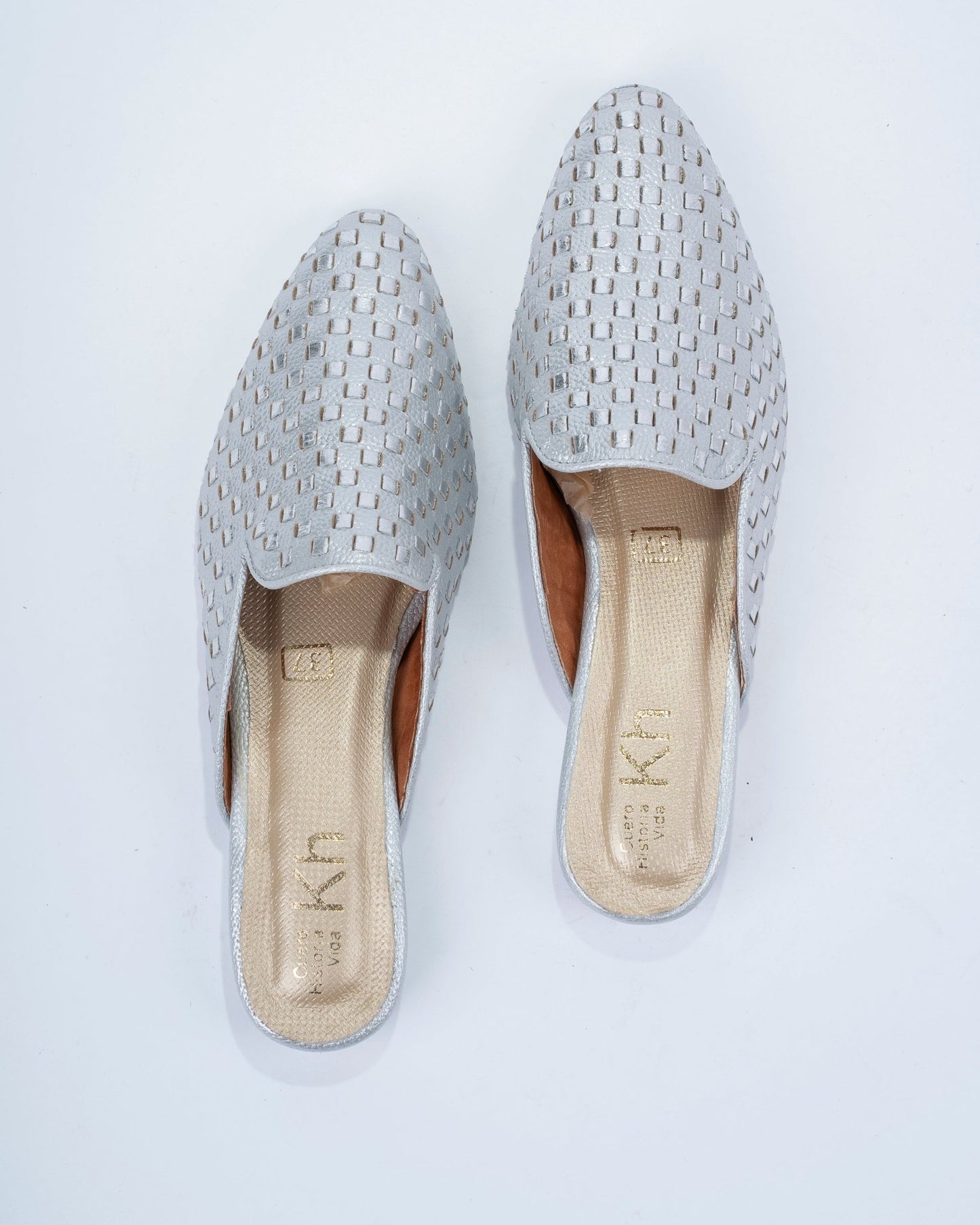Sueco Plateado - Khala Design | Bolsos y zapatos en cuero para mujer