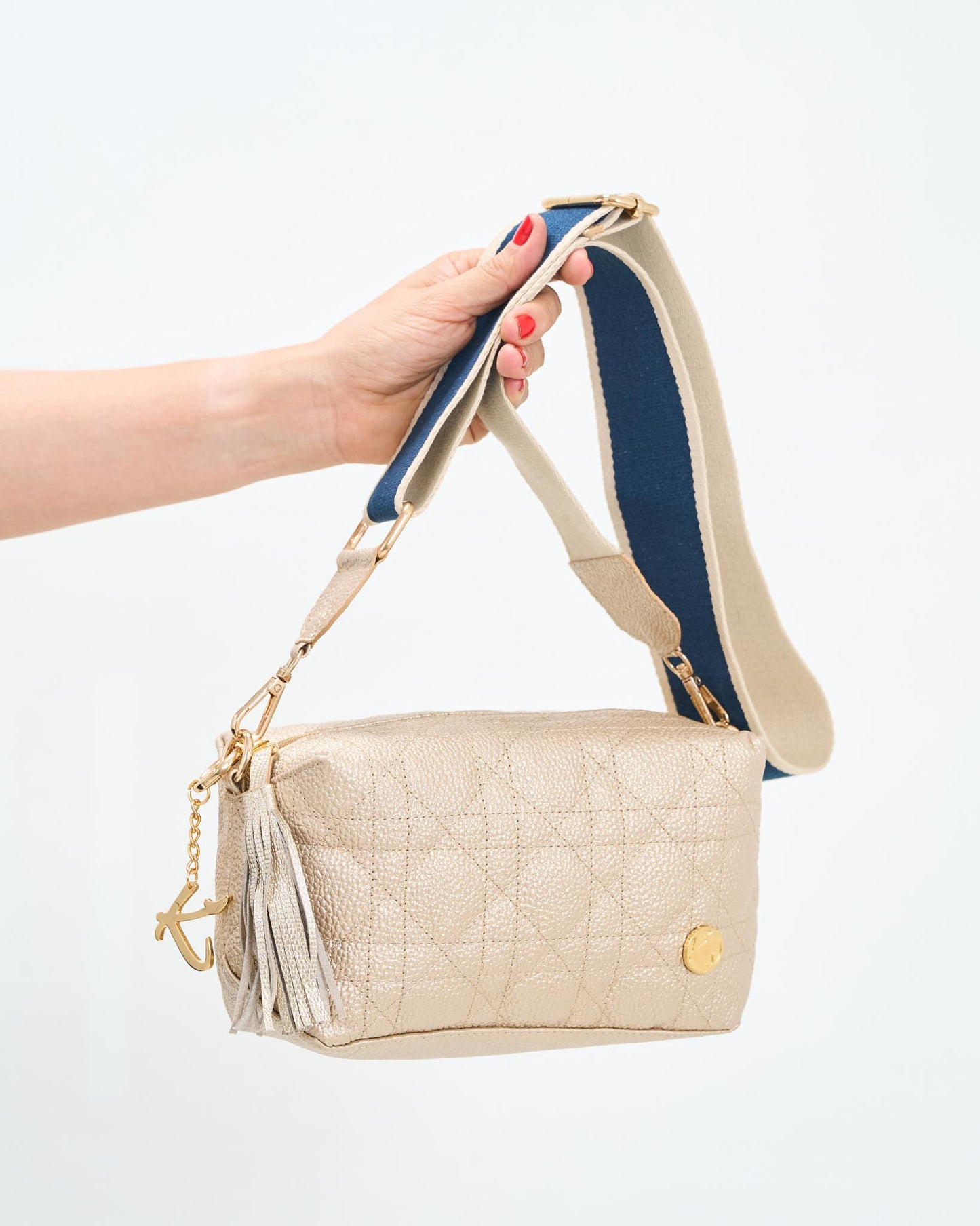 CARTERA LITA DORADA