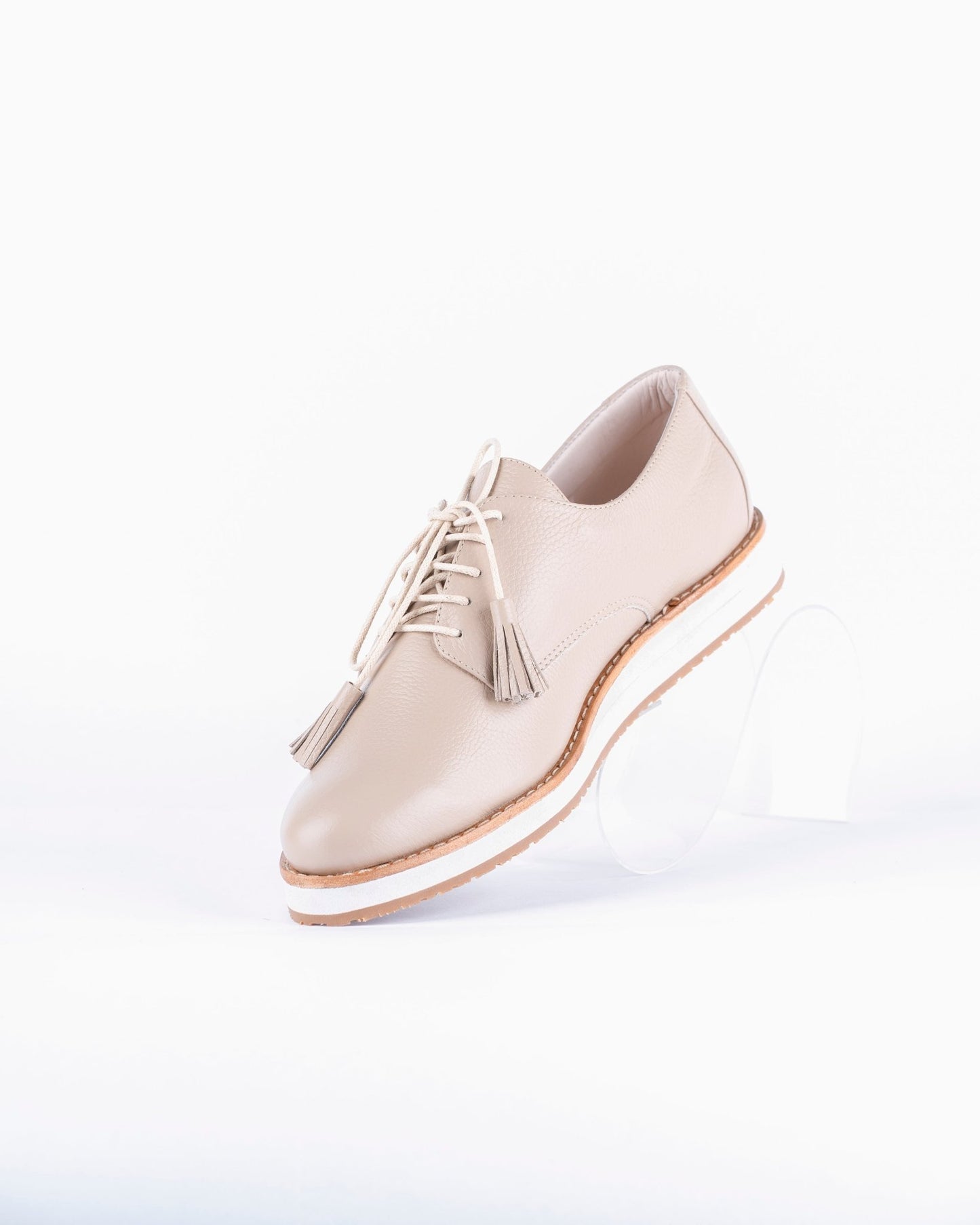 Oxford Amalia Taupe - Khala Design | Bolsos y zapatos en cuero para mujer