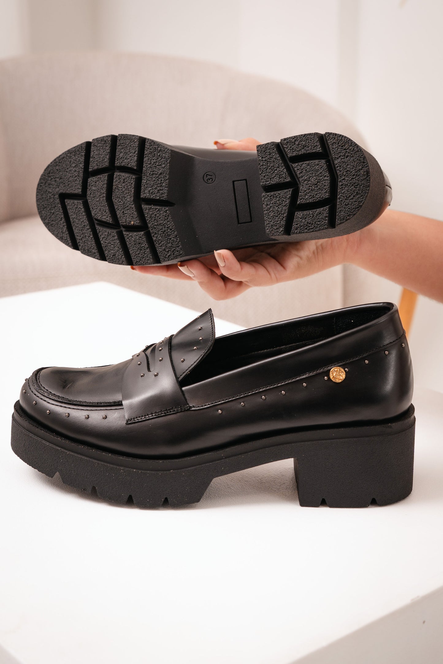 Oxford Noir Elégance