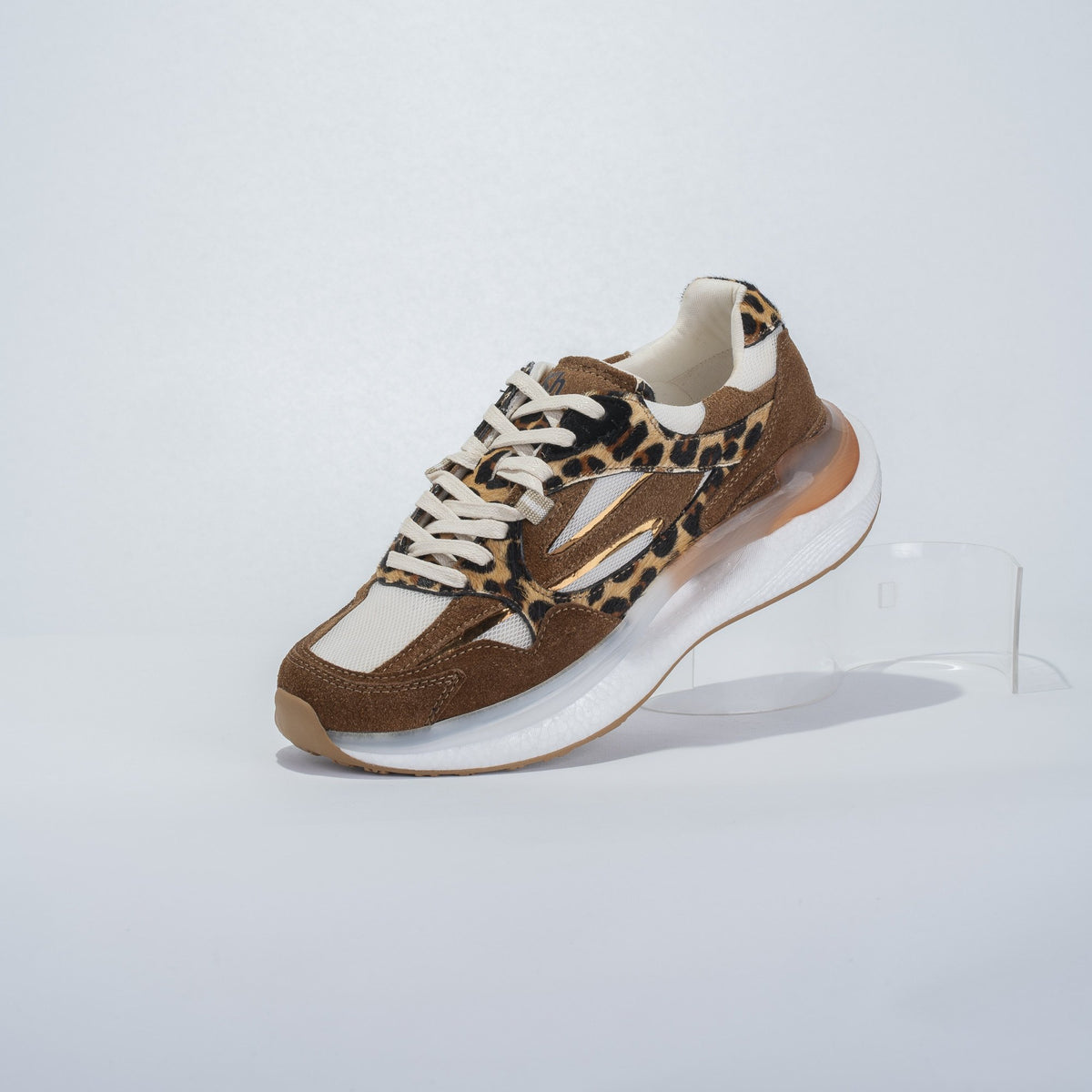 Tenis Kharlota Animal print - Khala Design | Bolsos y zapatos en cuero para mujer