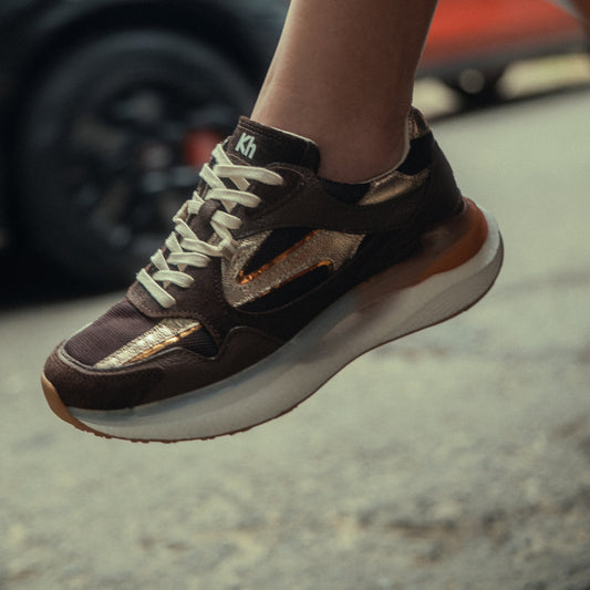 Tenis Kharlota Café - Khala Design | Bolsos y zapatos en cuero para mujer