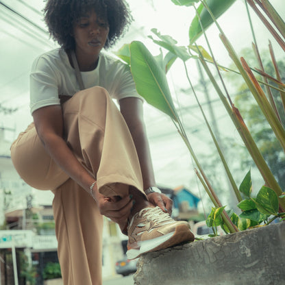 Tenis Kharlota Dorado - Khala Design | Bolsos y zapatos en cuero para mujer